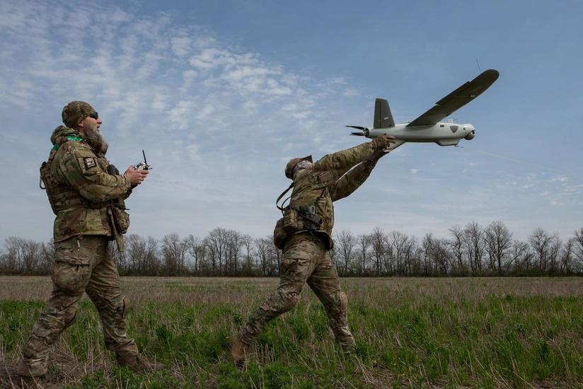 Ukrainian army to get over 30,000 long-range drones in 2025