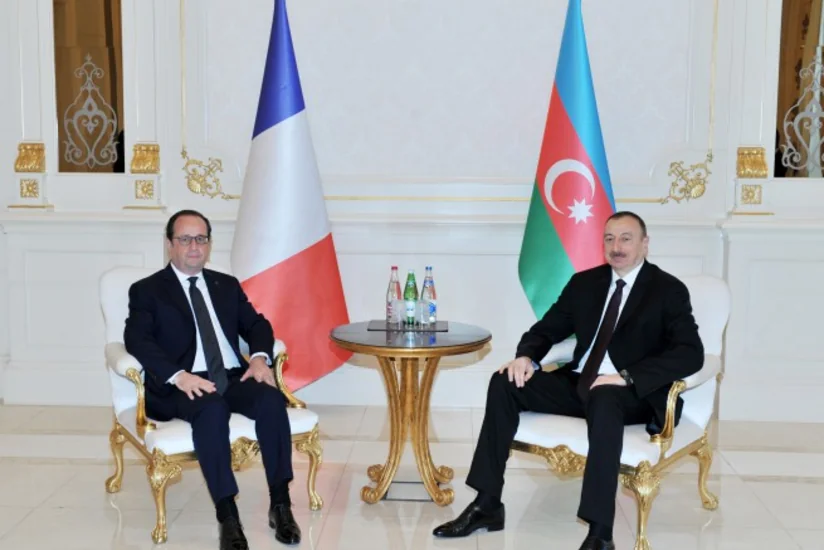 Azərbaycan və Fransa prezidentləri arasında görüş olub