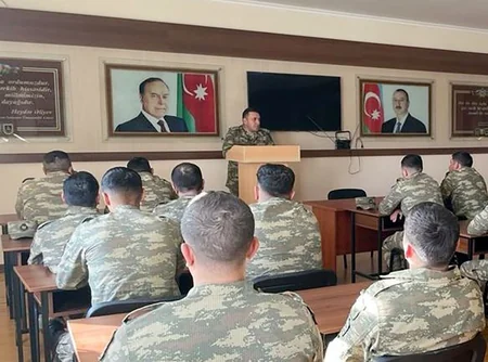 Müstəqilliyin Bərpası Günü münasibətilə Azərbaycan Ordusunda silsilə tədbirlər keçirilib