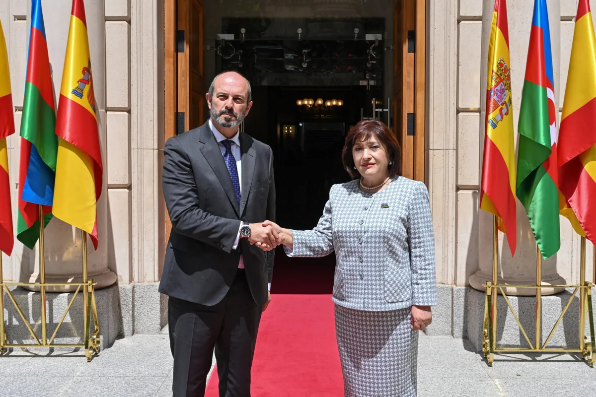 Sahibə Qafarova İspaniya Senatının sədri ilə görüşüb