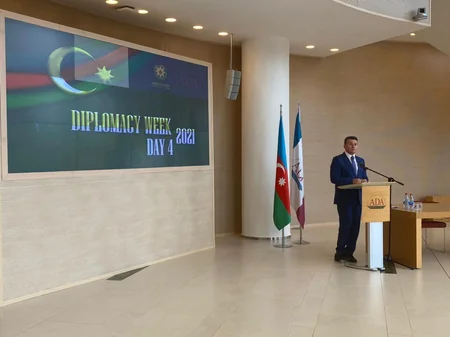 Diplomatiya həftəsinin ilk həftəsi baş tutub