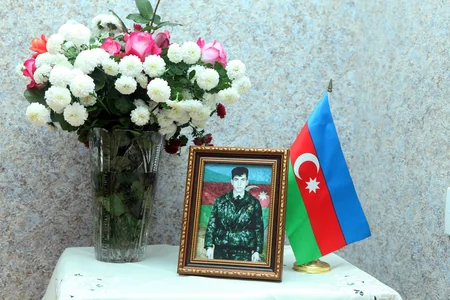 Zaqatalada Milli Qəhrəmanın ailəsi evlə təmin olunub