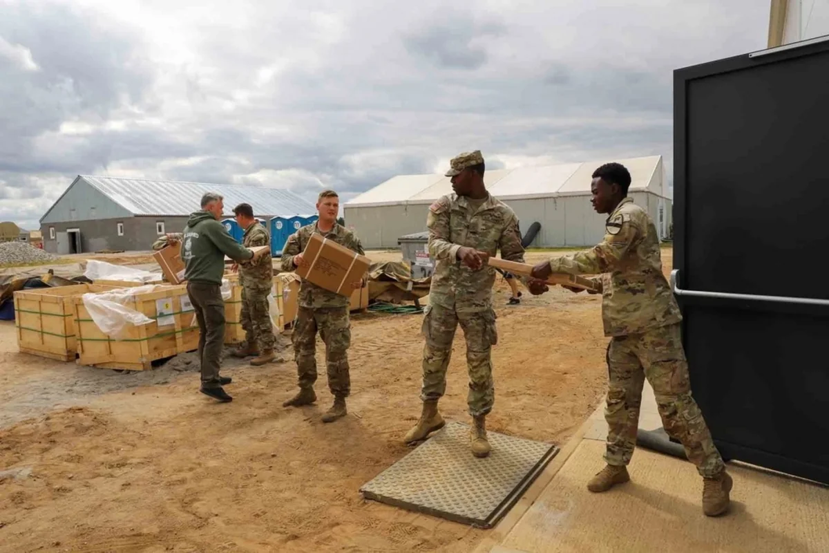 Polşada 2500 ABŞ əsgəri üçün yeni düşərgə tikilib