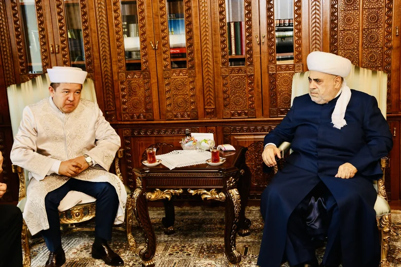 QMİ sədri  Rumıniya Müftisi ilə görüşüb