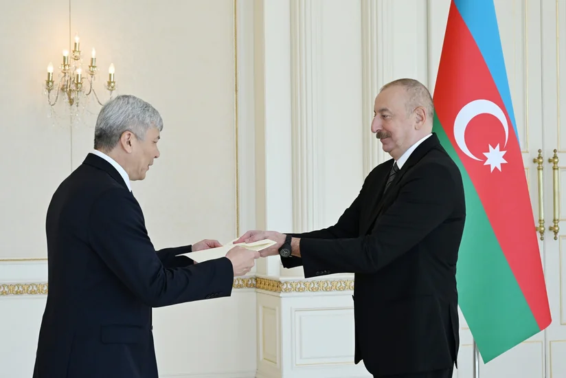 President Ilham Aliyev receives credentials of incoming Kyrgyz ambassador