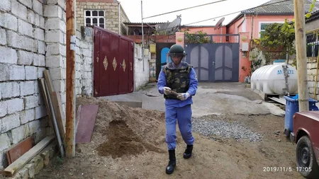 Güzdək qəsəbəsində zenit top mərmisi aşkarlanıb