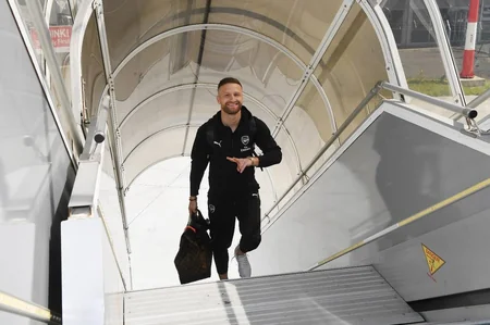 Arsenal futbol komandası Bakıya gəlib