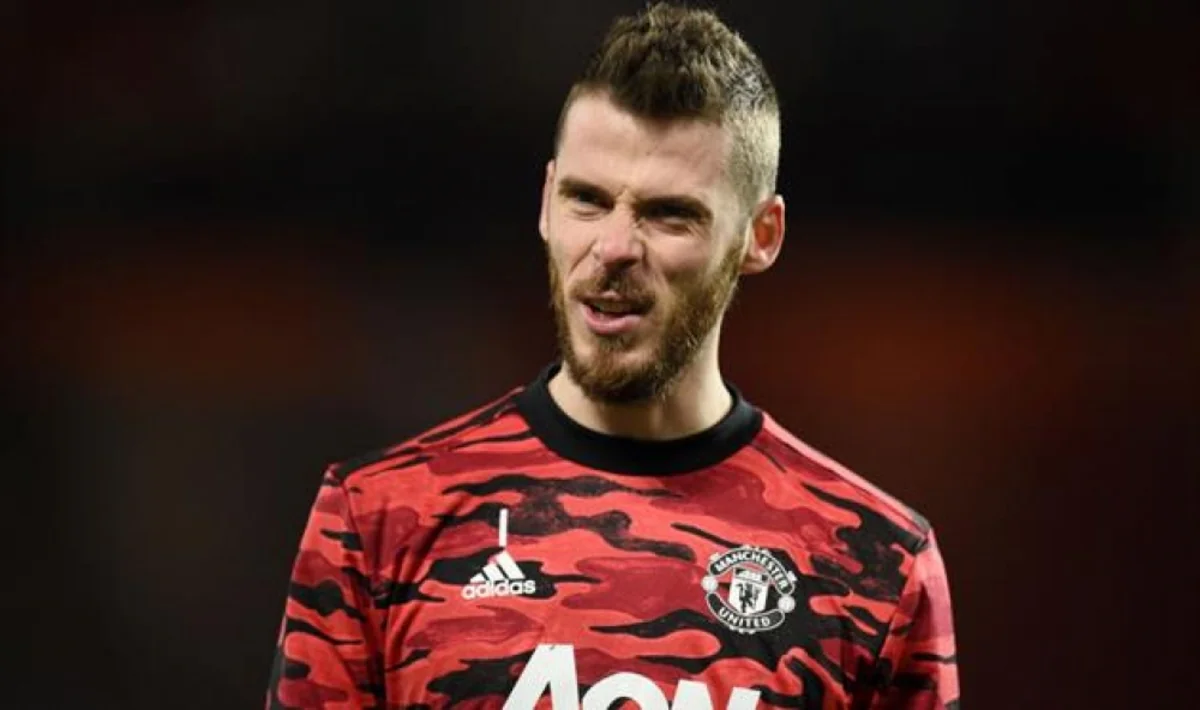 Mançester Yunayted qapıçısını satmaq istəyir