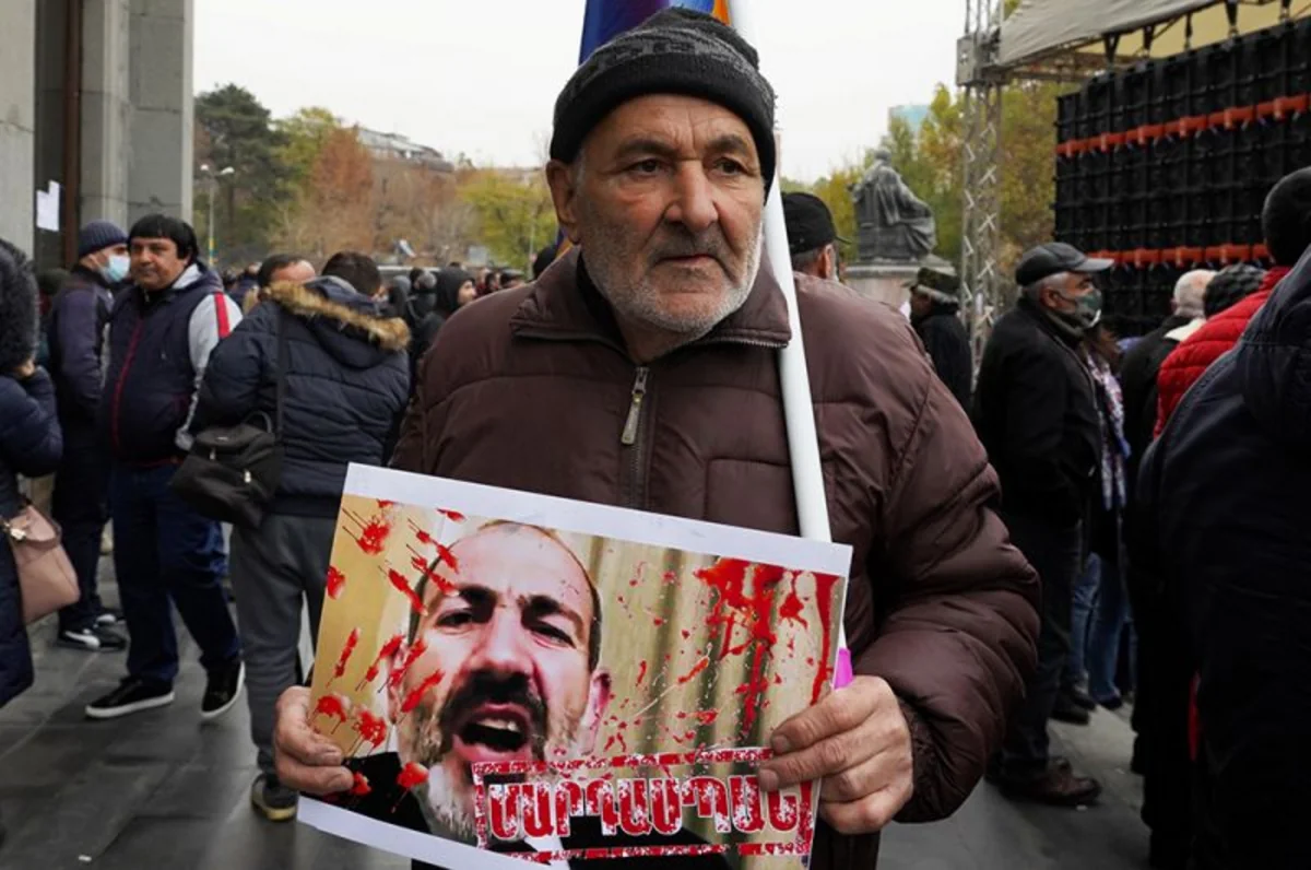 Сегодня армянская оппозиция проведет митинг у здания парламента