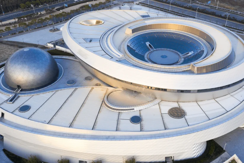 В Шанхае открыли самый большой в мире планетарий