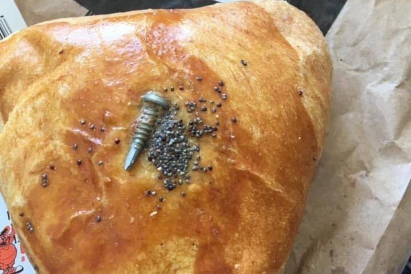 Bakıda məşhur supermarketdən alınan bulkadan şurup çıxıb - FOTO