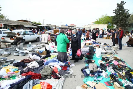 Ən ucuz əşya 20 qəpiyə, ən bahalısı 350 manata satılır - BAZARDAN VİDEOREPORTAJ