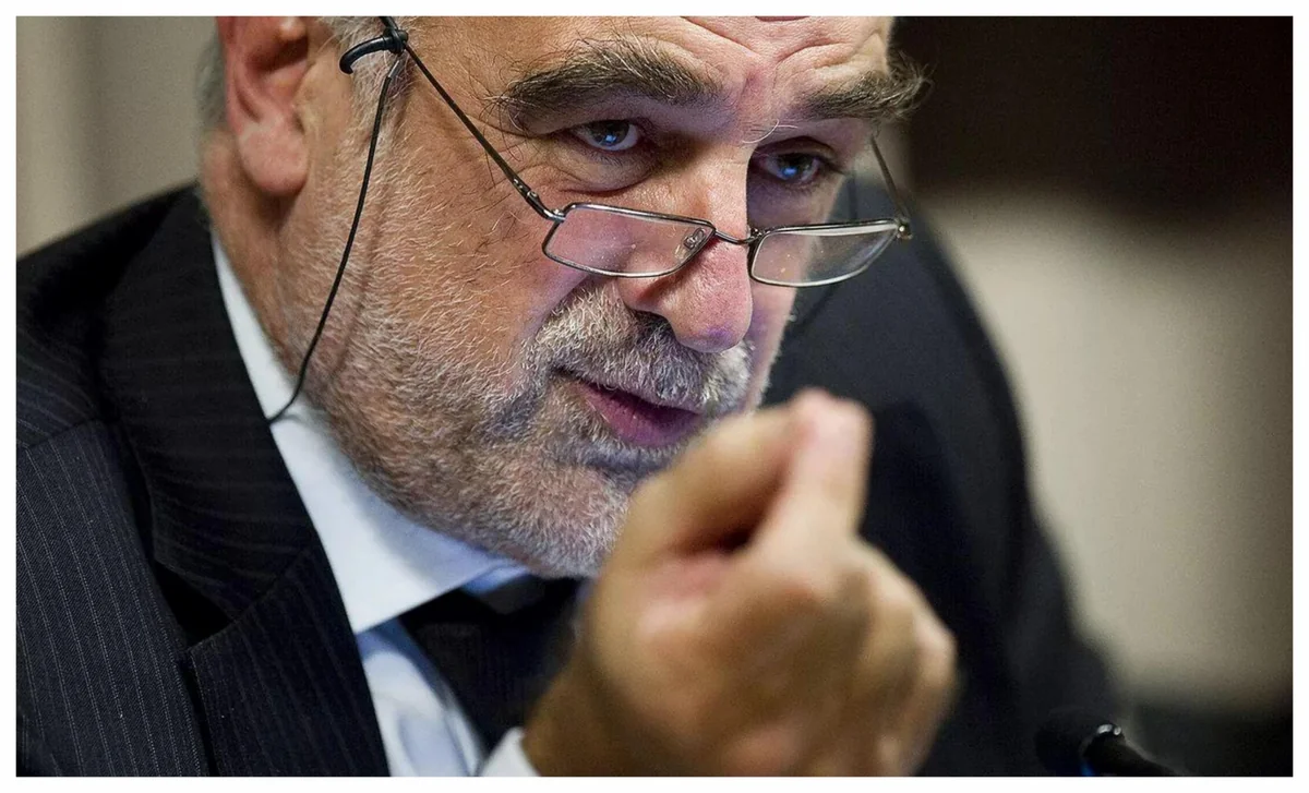 С больной головы на здоровую: Адвокат Окампо не раз оказывался в центре скандалов