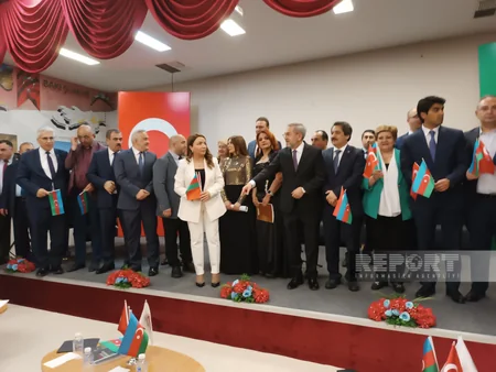 Heydər Əliyev Ankarada Şuşa salonunda anılıb