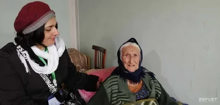 Проголосовала 115-летняя избирательница - ФОТО