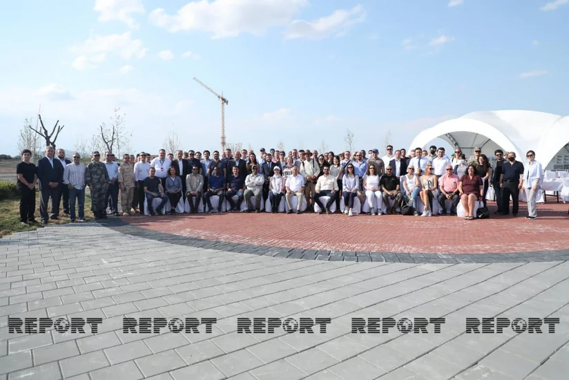 Foreign diplomats visit Juma Mosque in Aghdam