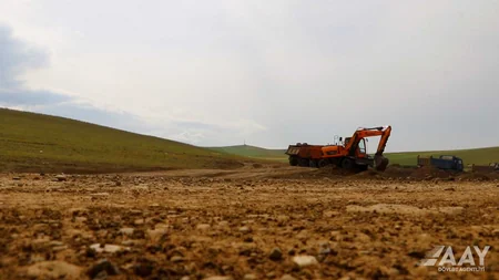 Cəlilabad rayonunda 14 yaşayış məntəqəsini əlaqələndirən yollar yenidən qurulur