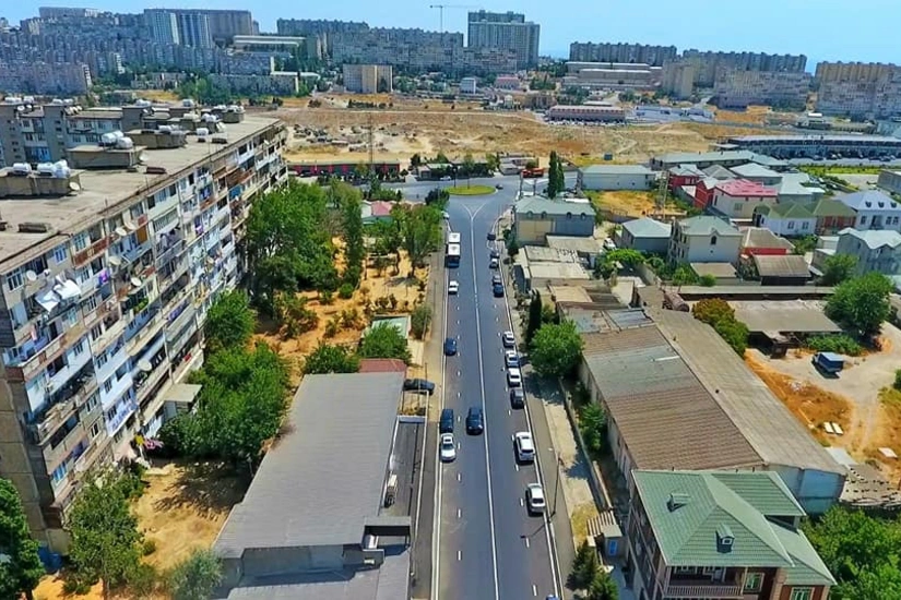Bakının Xətai rayonunda daha 2 küçə əsaslı təmir olunub