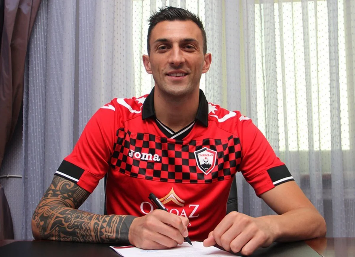 Qəbələ daha bir legioner futbolçu ilə müqavilə bağlayıb