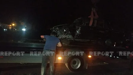 Şəkidə avtomobil çaya düşüb, sürücü xəsarət aldı