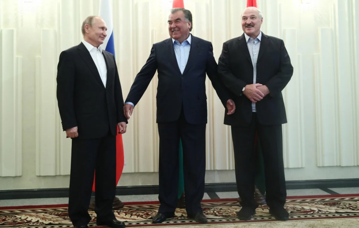 Rusiya, Belarus və Tacikistan prezidentlərinin qeyri-rəsmi görüşü olub