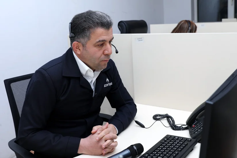 Bayram günü “Azəriqaz”a daxil olan bəzi zəngləri baş direktor cavablandırıb