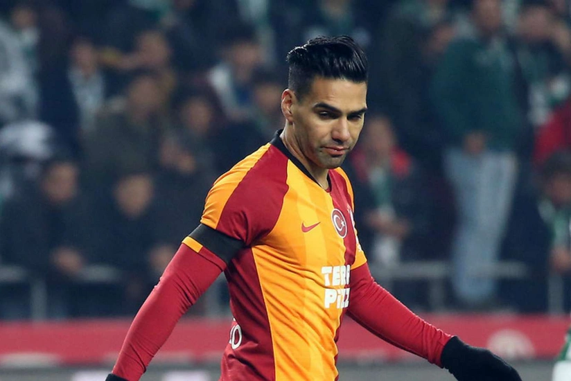 Два игрока Галатасарая получили травмы