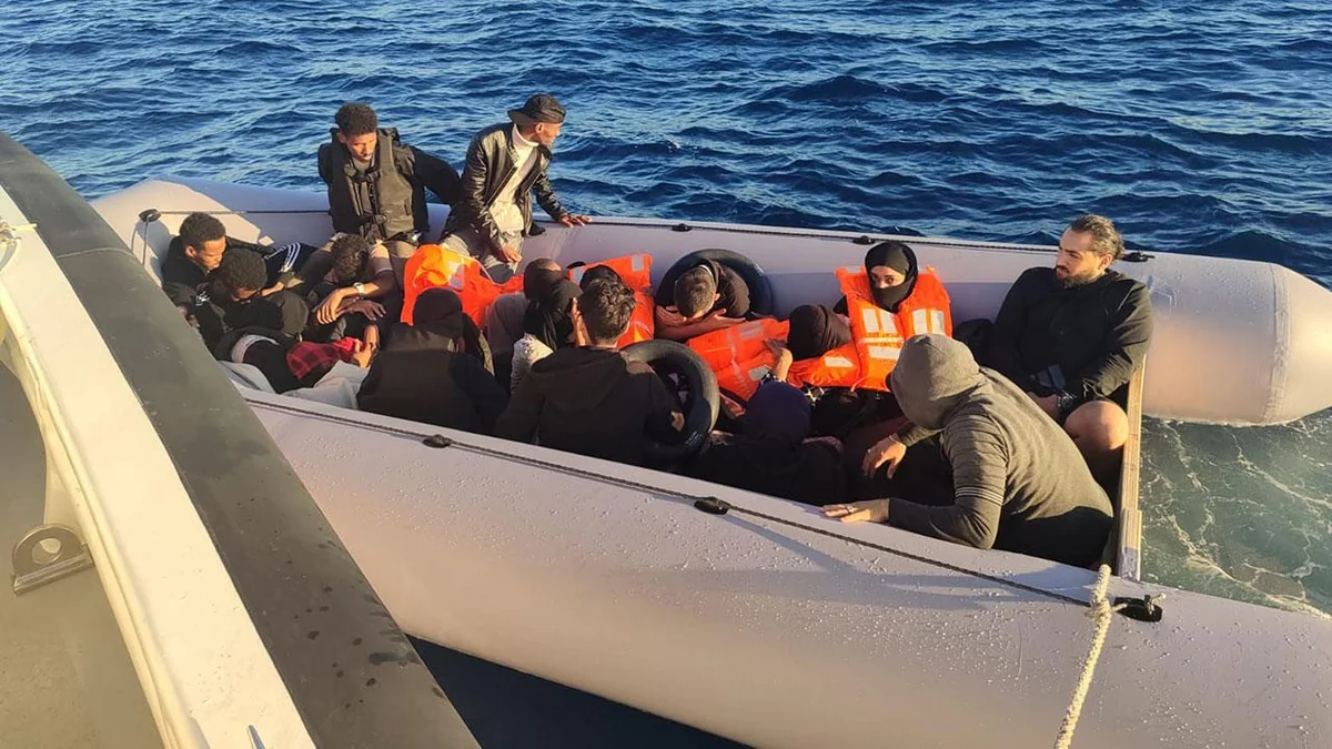 Türkiyə Yunanıstanın qəbul etmədiyi 48 qanunsuz miqrantı xilas edib