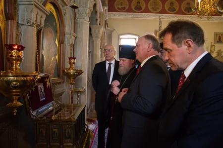 ​Rusiya Kommunist Partiyasının sədri Jen-Mironosits kilsəsində olub