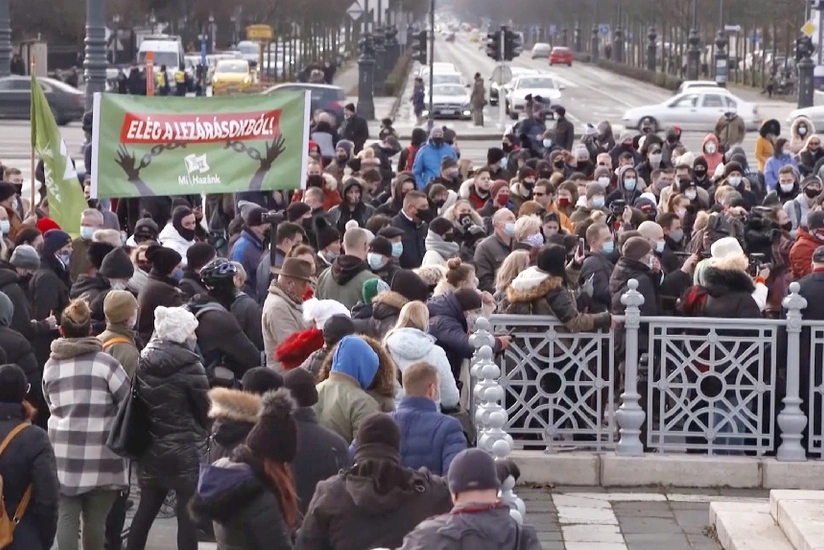 В Загребе прошла акция протеста против ограничений от коронавируса