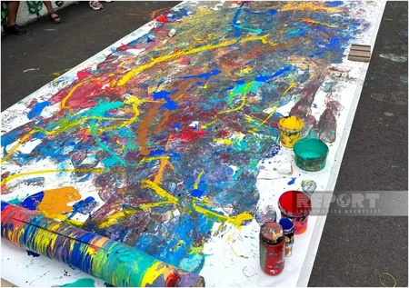 Azerbaijani artist presents art project in Ukraine – VIDEO