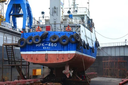 Azerbaijan State Caspian Shipping Company CJSC prepares a new ship for oilmen
