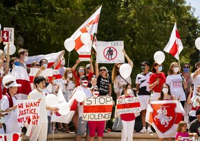 Lukaşenkonu zavodda “Çıx get!” şüarları ilə qarşıladılar