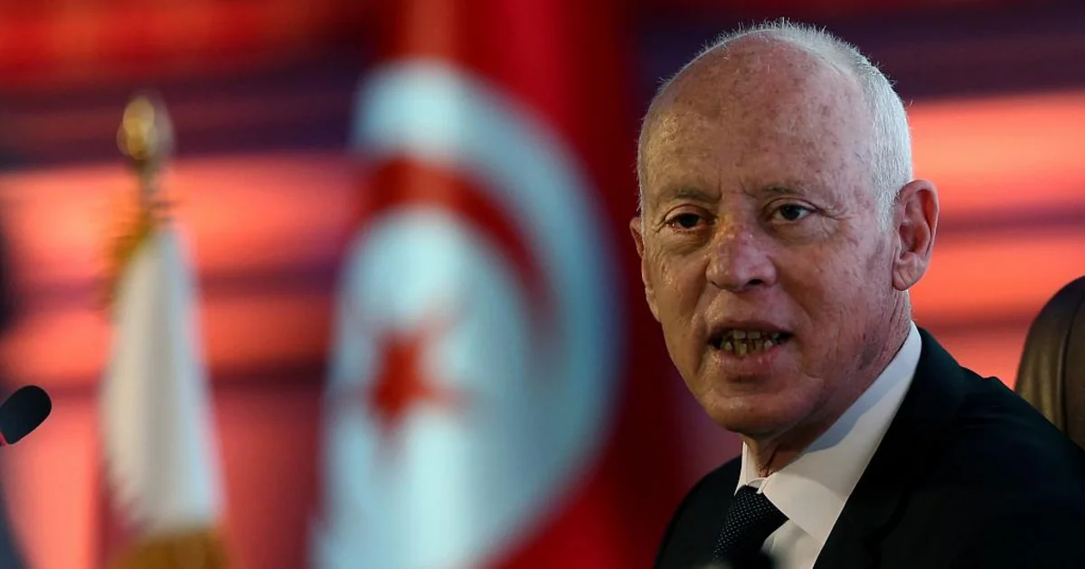 Tunis prezidenti xarici işlər nazirini istefaya göndərib