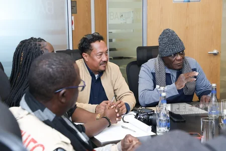 BIG holds meeting with foreign media representatives