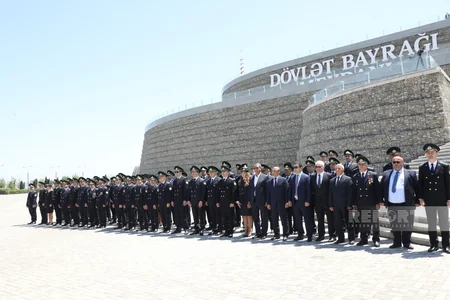 Azərbaycanda xidmətə yeni qəbul olunmuş gömrükçülər and içib