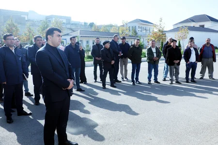 “Azəriqaz” Novxanı kəndində sahibkarlar və abonentlərin problemlərini dinləyib