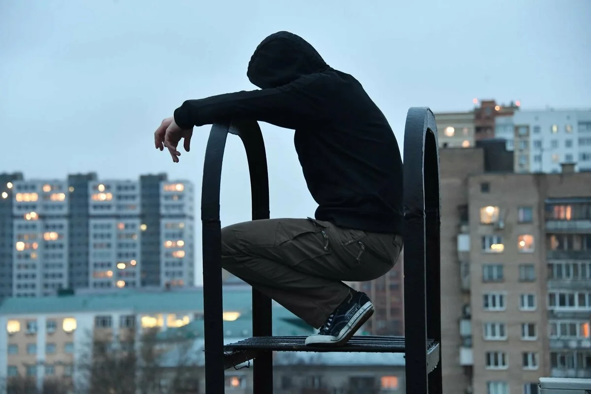 Bakıda intihara cəhd olub