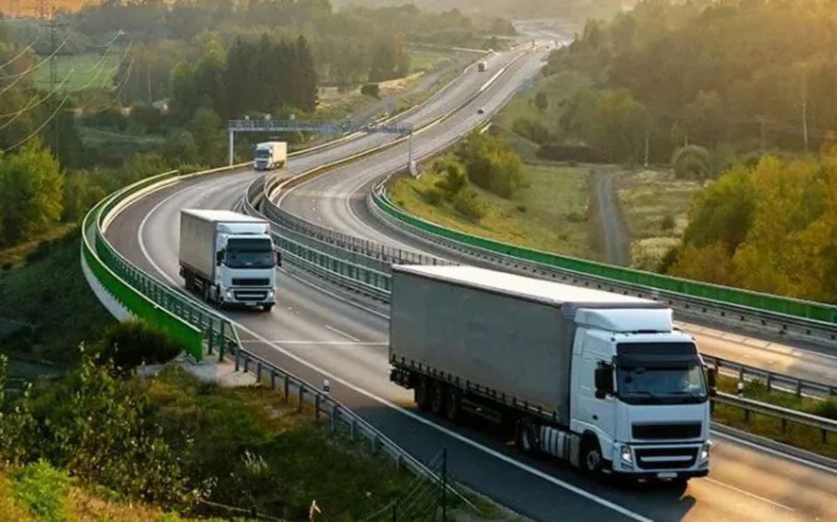 Volume of cargo transportation by road up by 10% in Azerbaijan