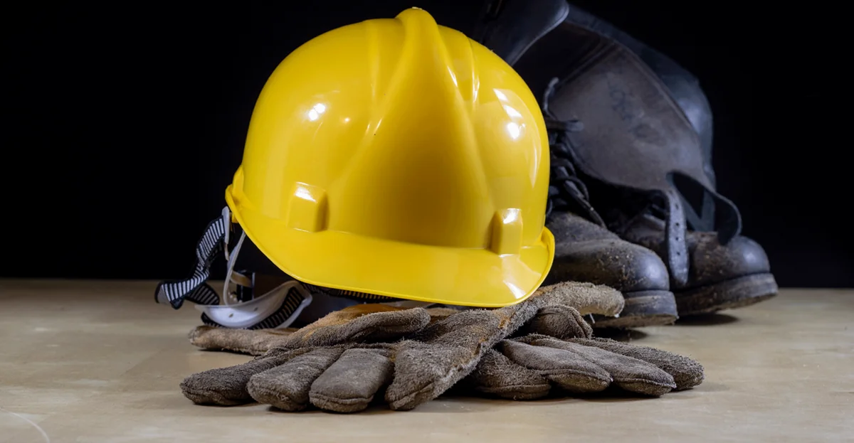 Sumqayıtda 20 yaşlı fəhlə yüksəklikdən yıxılaraq ölüb