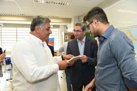 Azad Rəhimov Braziliyada Azərbaycan adını daşıyan bələdiyyə məktəbində olub - VİDEO