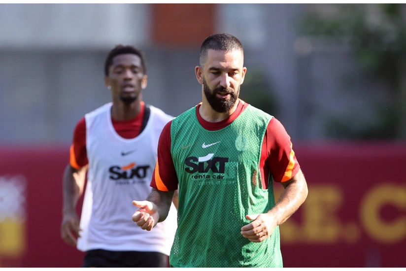Arda Turan məşqçiliyə başlayır