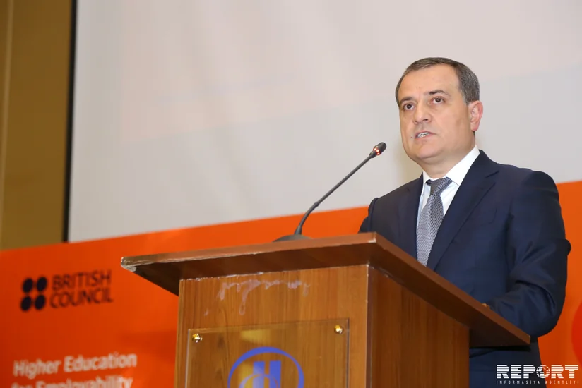 Yeni XİN başçısı danışdı