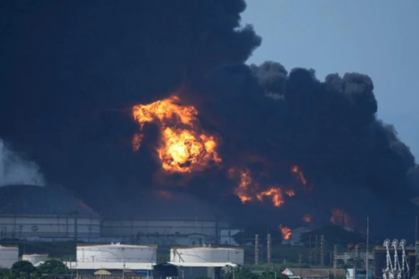 При пожаре на нефтехранилище в кубинском Матансасе погибли 16 человек