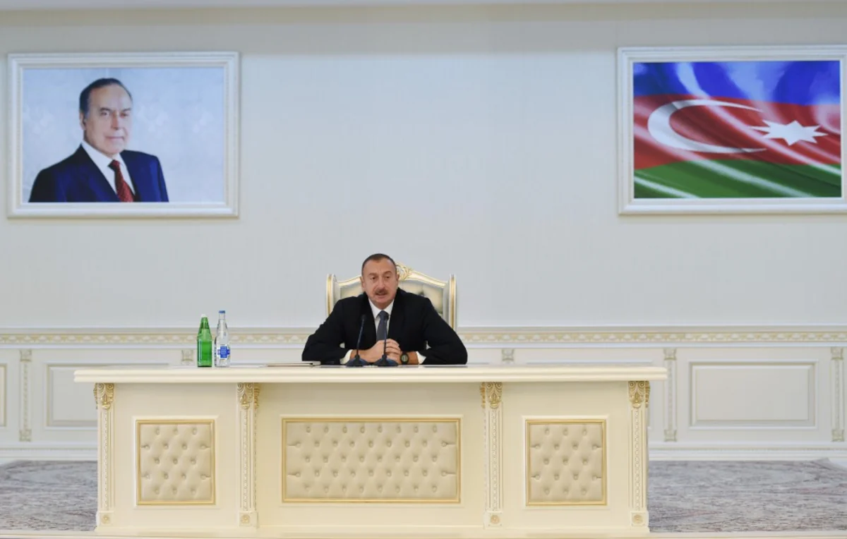 İlham Əliyev: “Azərbaycan xalqı AXC-Müsavat cütlüyünün mənfur ünsürlərini tarixin arxivinə göndərdi”