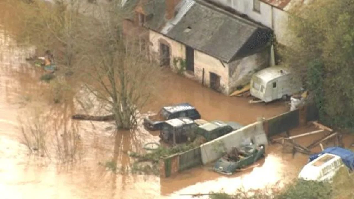 ​Haitidəki daşqınlar zamanı 9 nəfər həlak olub