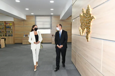Mehriban Aliyeva views conditions created at newly-built school in Bina settlement