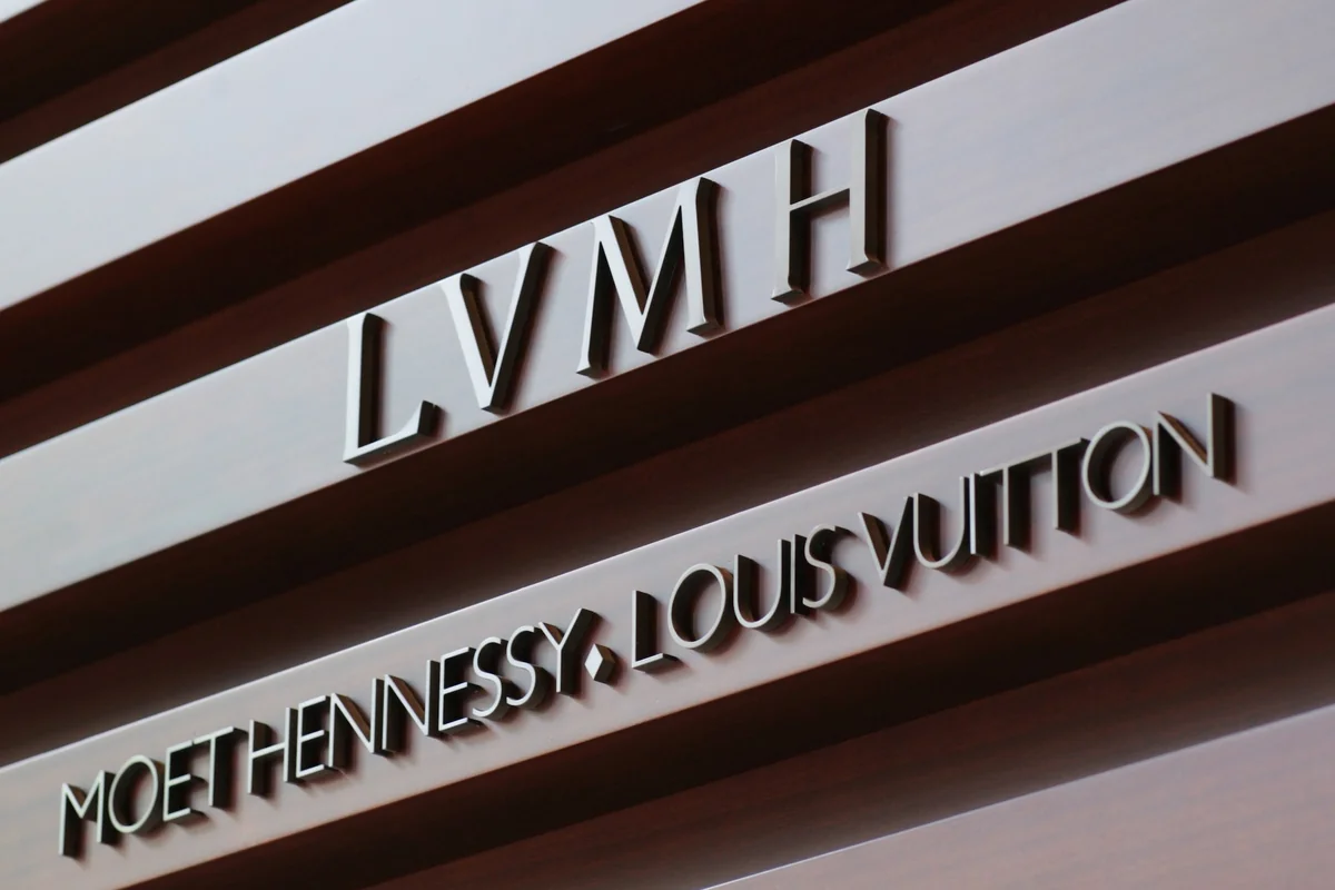 Tiffany и LVMH договорились о новых условиях слияния