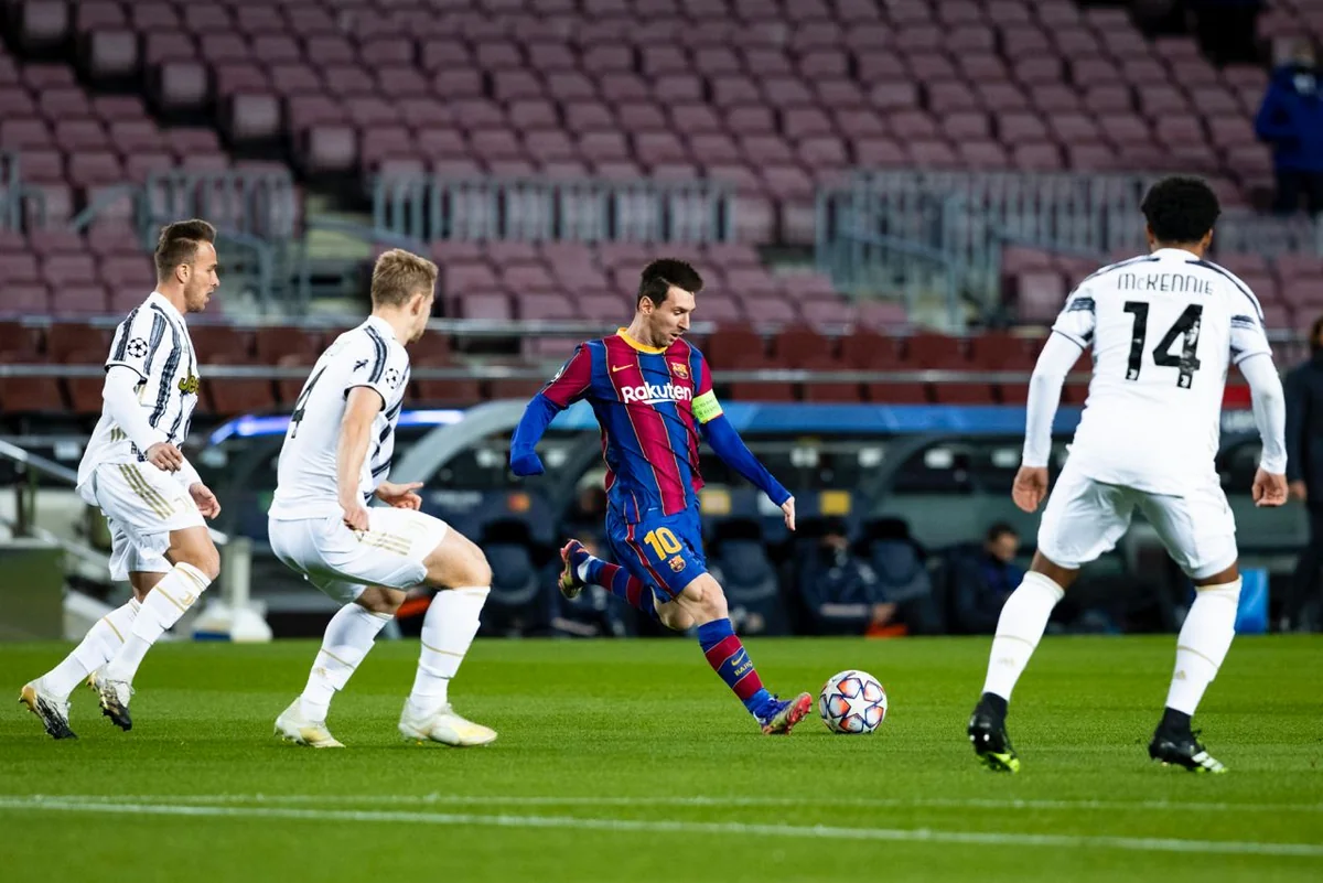 Çempionlar Liqası: Lionel Messi qeyri-adi uğura imza atdı