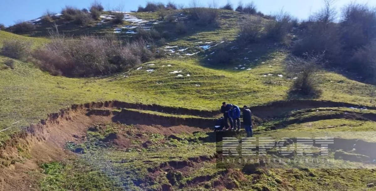 Azərbaycanda tarixi abidənin ətrafında torpaq sürüşməsi olub